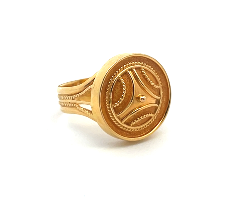 14K Gold Round Medallion Signet Ring
